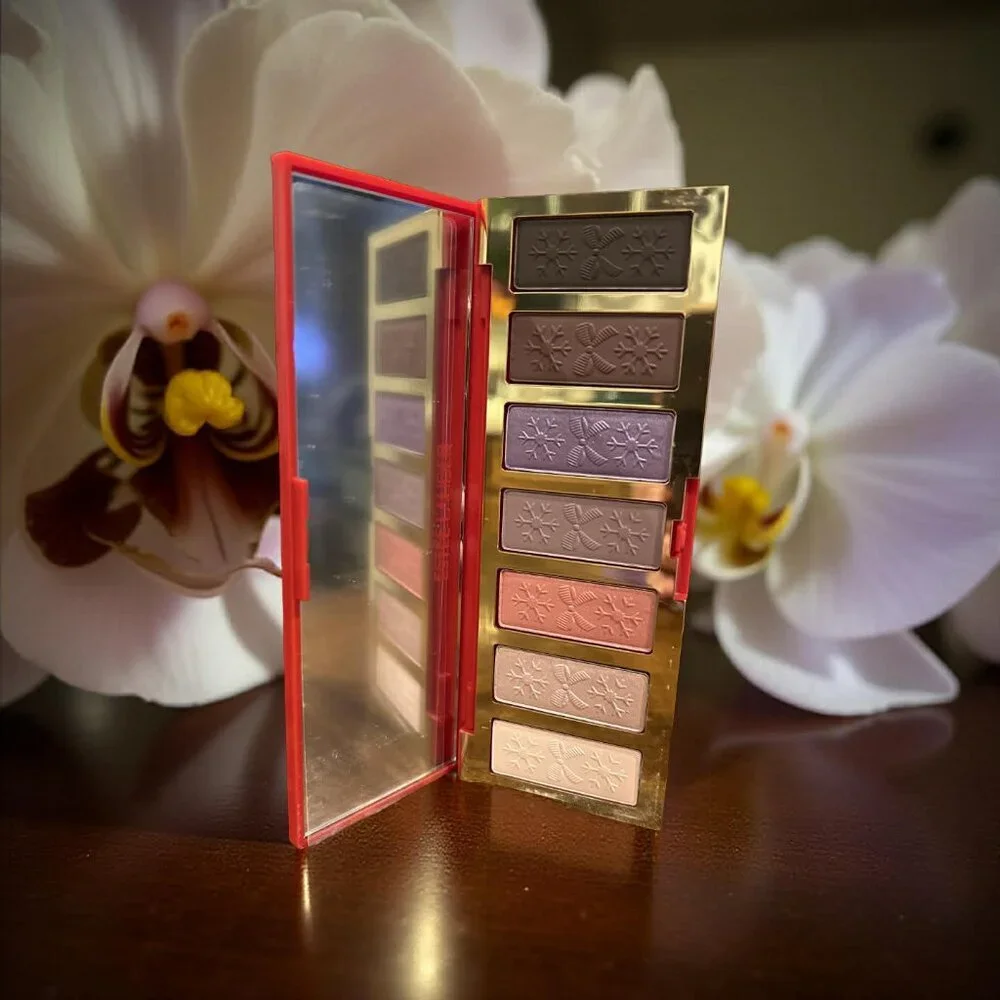 Estee Lauder Limited Edition GLAM Eyeshadow Palette, full-size (.31 oz./8.9g)